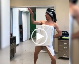 Joaquín Sánchez capitán del Betis la vuelve a liar en las redes  imitando a Jennifer Lopez