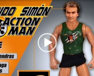 Action Man’ de Fernando Simón, viene con bolsa de almendras y peine incluidos