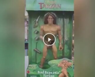 Cuando compras un juguete de Tarzan en los chinos